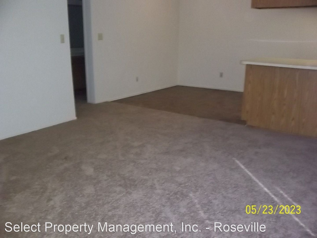 3014-16 Blue Star Court** - Photo 7