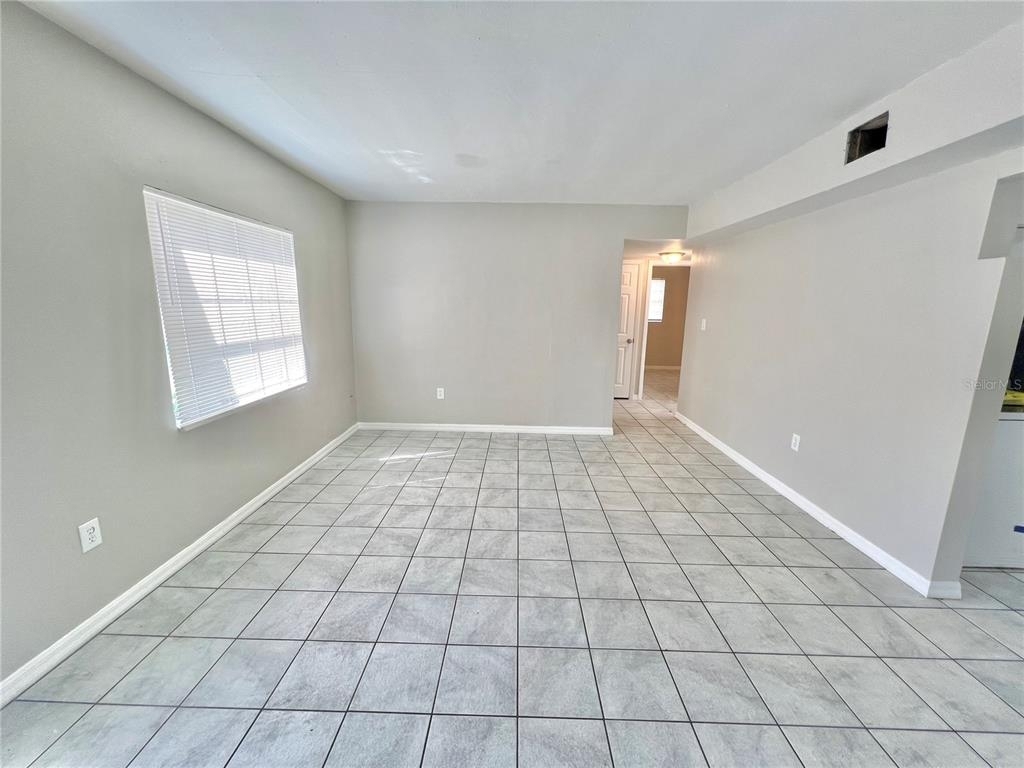 5211 Kapok Drive - Photo 2