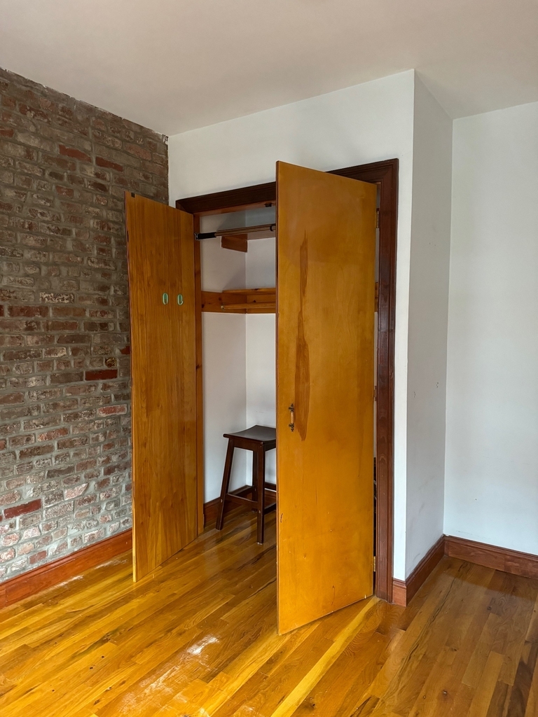 424 East 13th Street - Photo 9