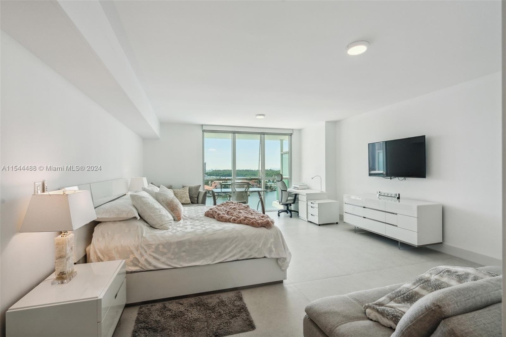 400 S Sunny Isles Blvd - Photo 29