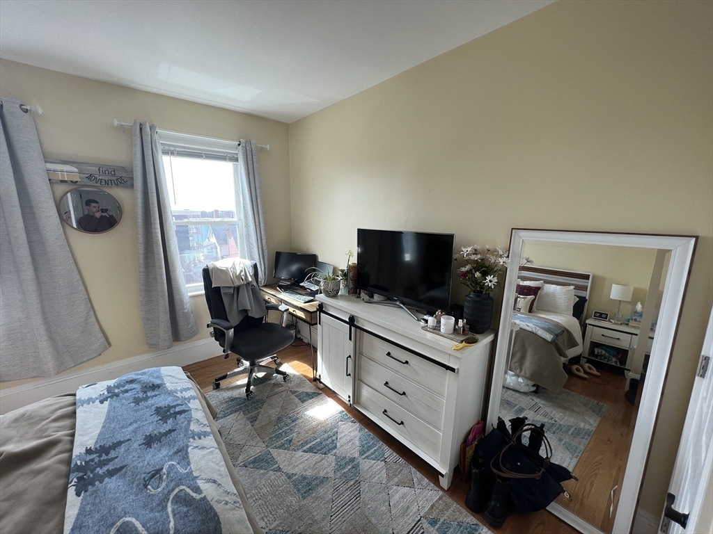 50 Lowell St - Photo 17