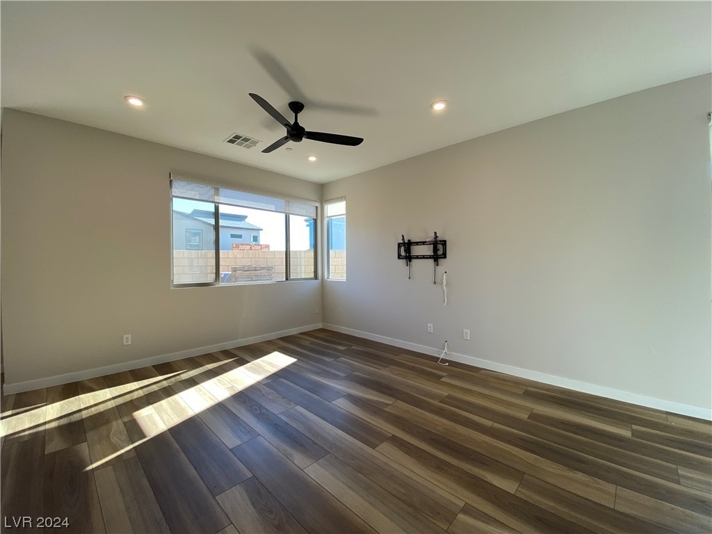 9263 Desert Pearl Avenue - Photo 4