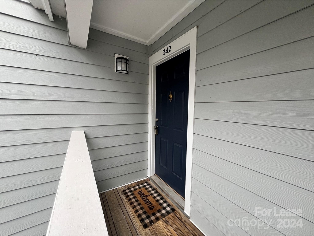 342 Northwest Drive - Photo 2