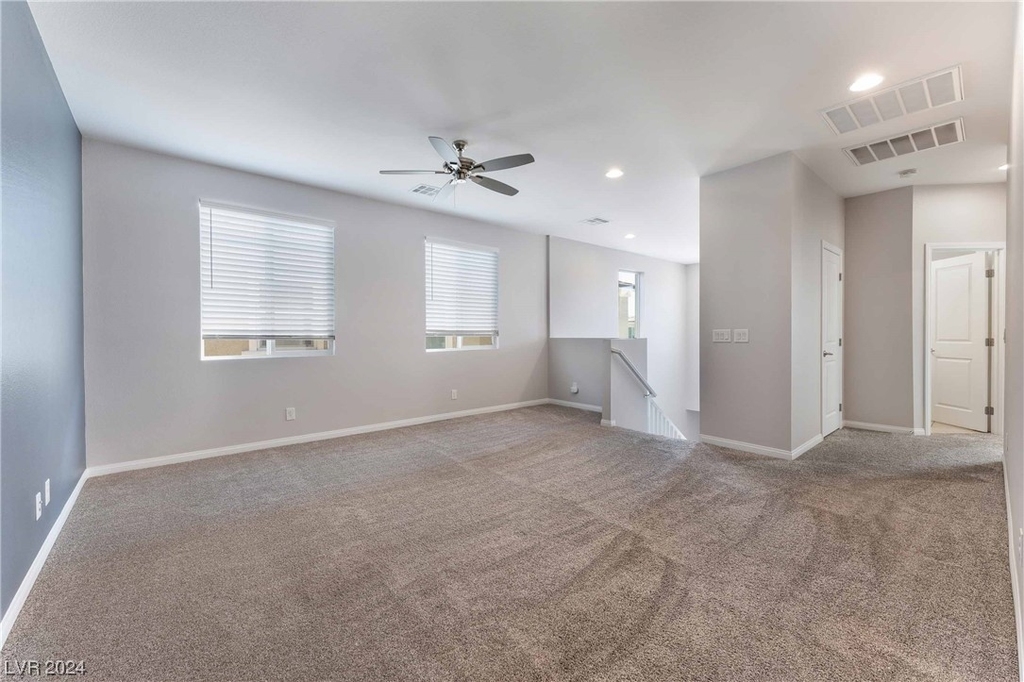 9850 Poplar Point Avenue - Photo 10