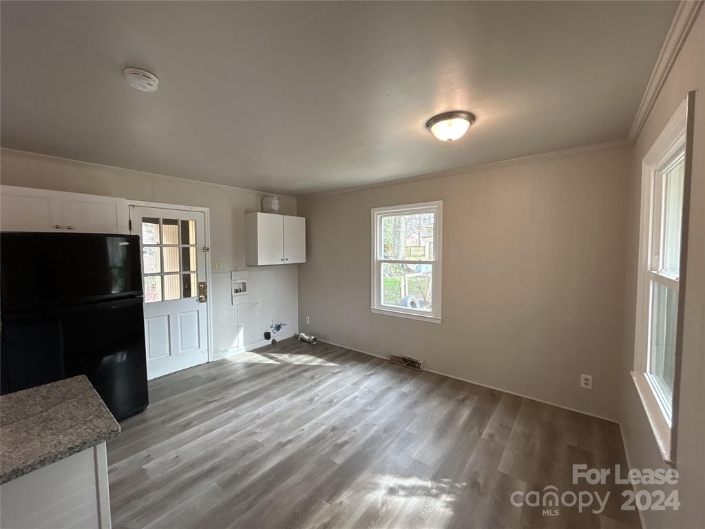 4307 Abbeydale Drive - Photo 6