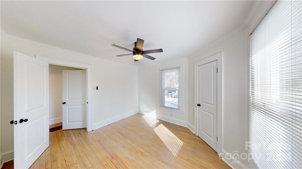 1000 Holland Avenue - Photo 27