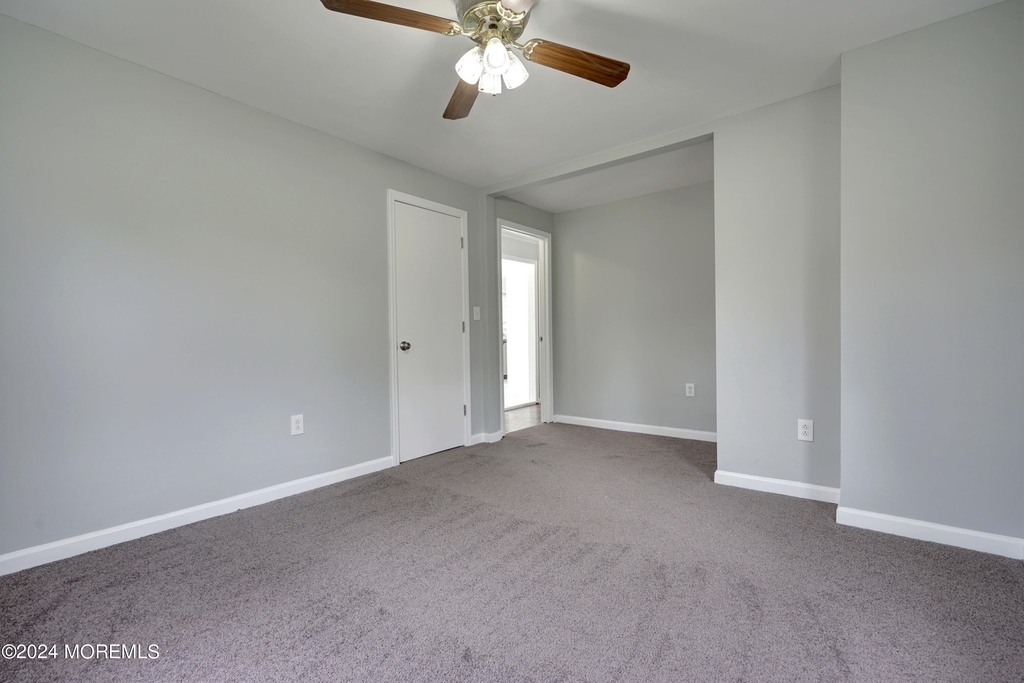 13 Swain Avenue - Photo 22