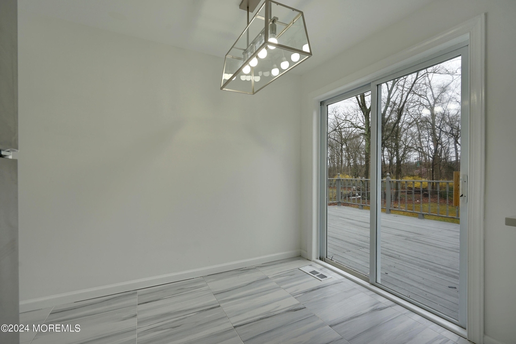 13 Swain Avenue - Photo 10