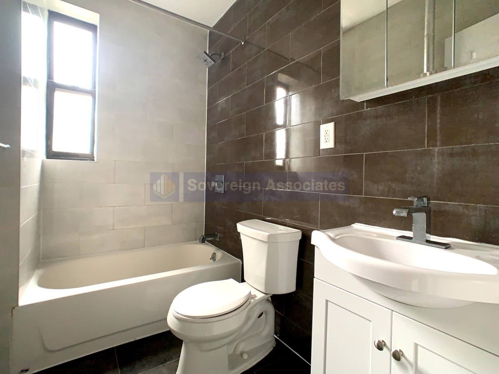 546 Isham Street - Photo 4