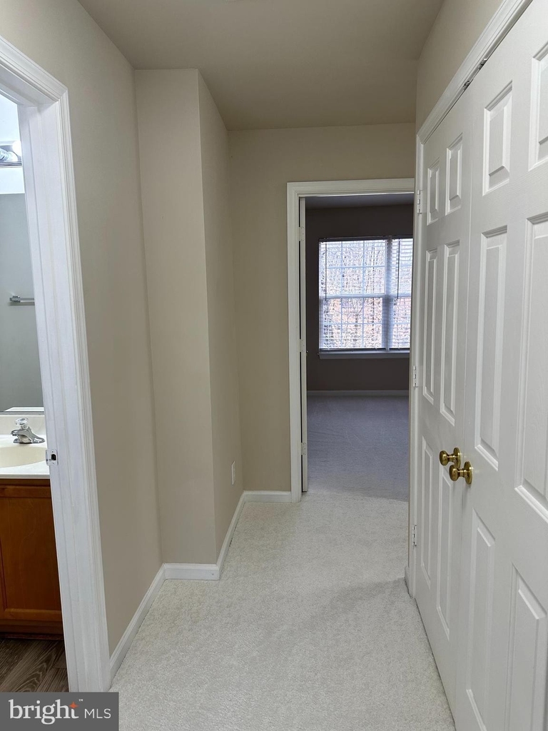 4267 Normandy Court - Photo 9