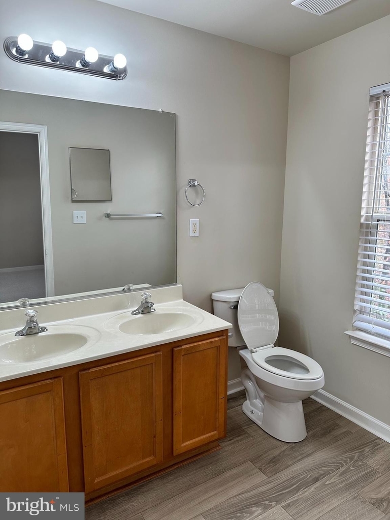 4267 Normandy Court - Photo 20