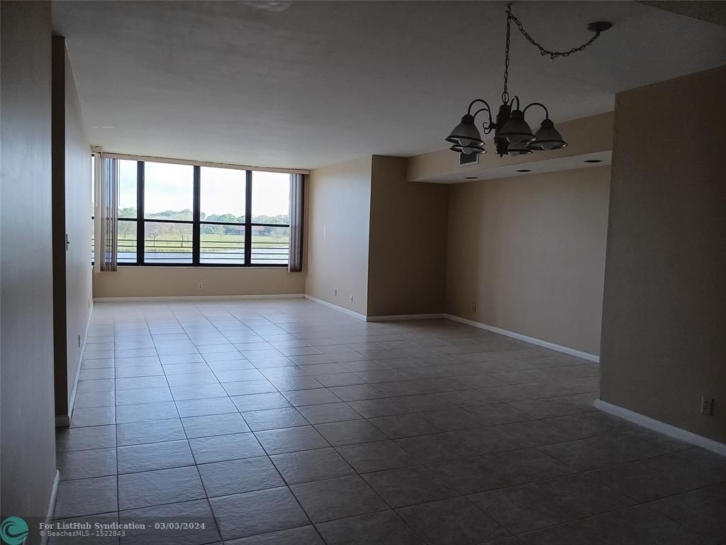 2767 S Carambola Cir - Photo 3