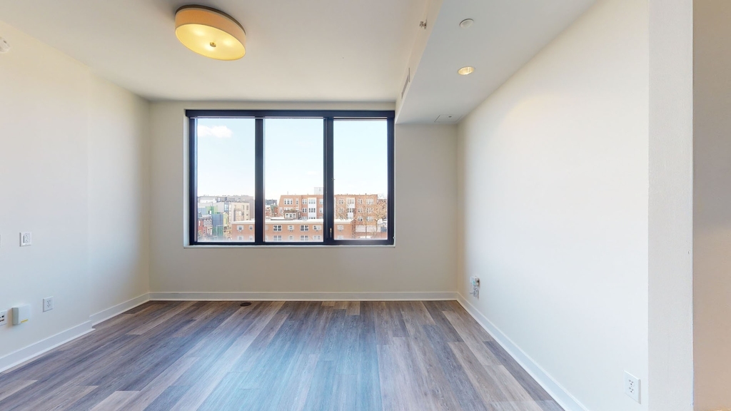 2420 14th Street Nw - Photo 2