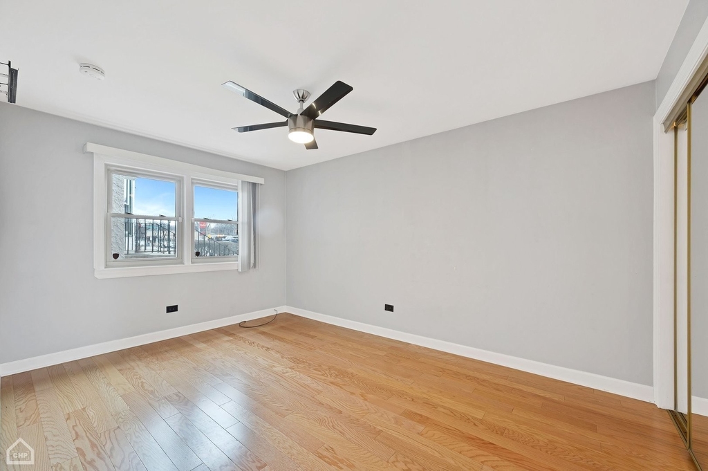 301 Chicago Avenue - Photo 14