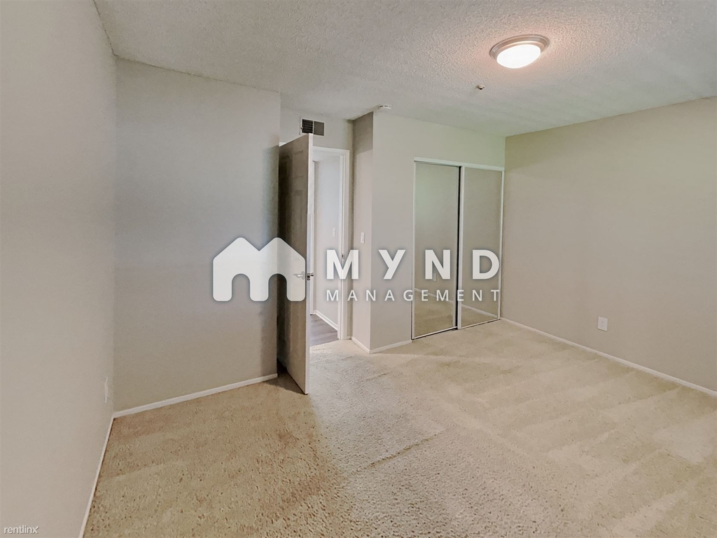 6500 Country Club Dr Apt 22 - Photo 16