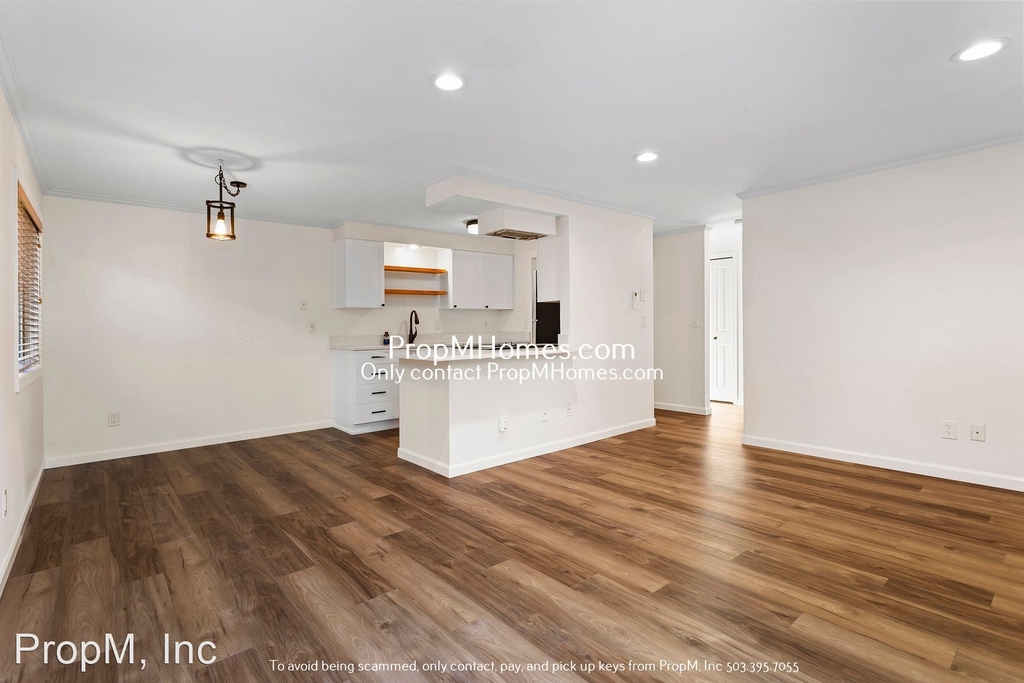 325 Se 32nd Avenue - Photo 12