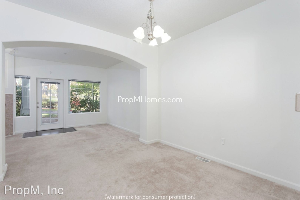 10336 Ne Snoqualmie Street - Photo 2