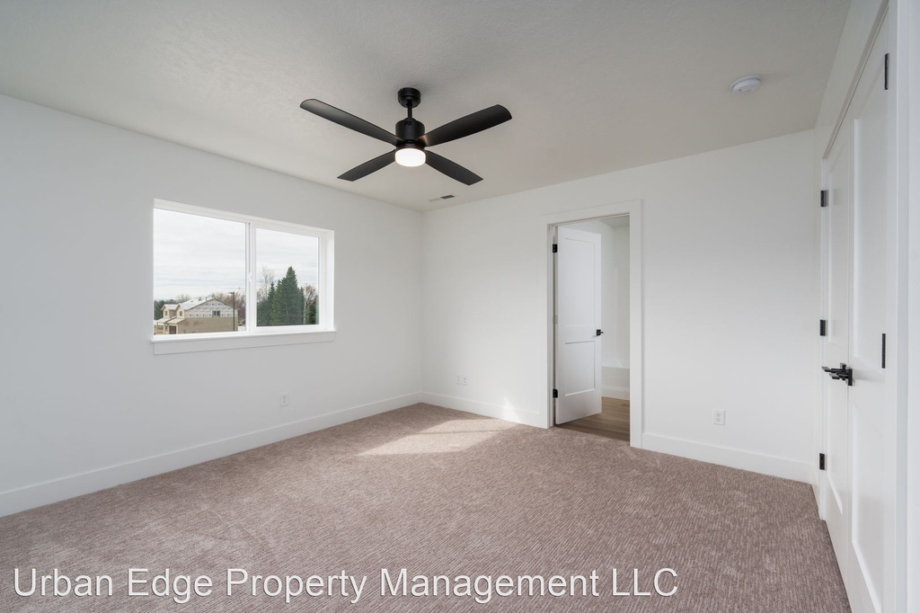 5007 Hagadorn Lane - Photo 14