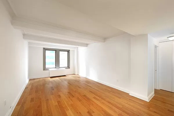 101 West 55th Street - Photo 0