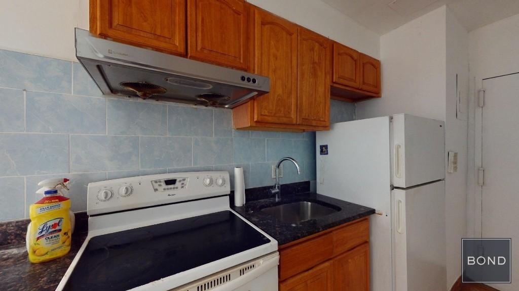 525 West 158th Street - Photo 5