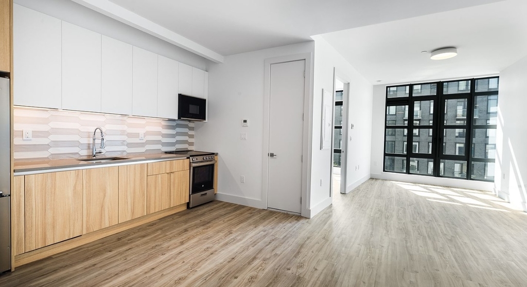 584 4th Avenue - Photo 5