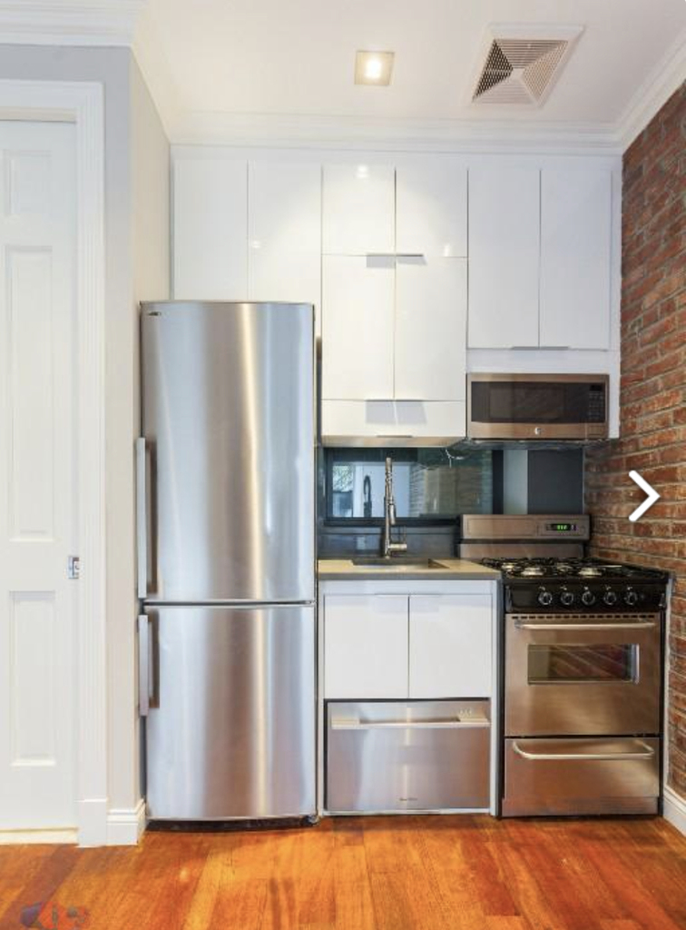 15 West 103rd Street - Photo 1