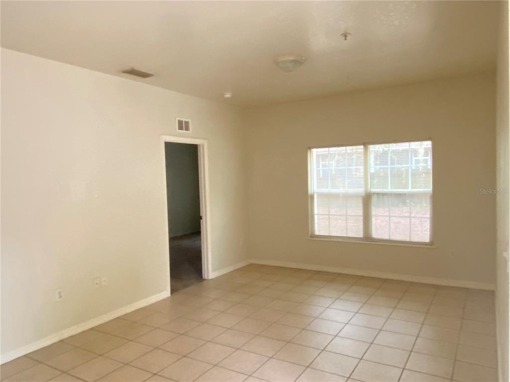 1573 Nw 29th Road - Photo 6