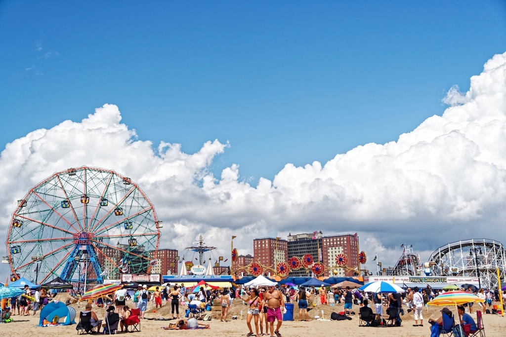 Surf Avenue - Coney Island - Photo 12