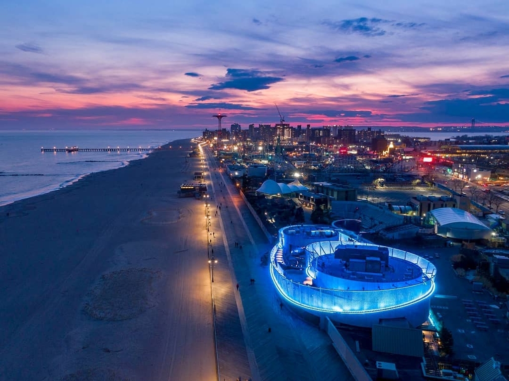 Surf Avenue - Coney Island - Photo 14