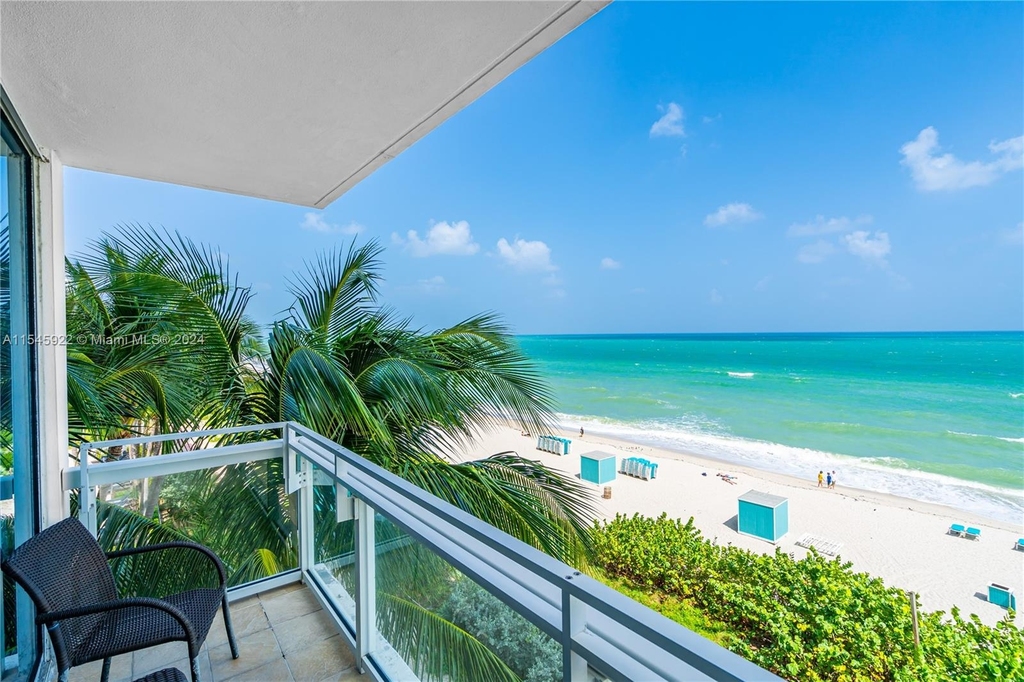 6801 Collins Ave - Photo 2