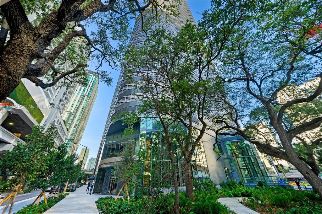 1000 Brickell Plz - Photo 33