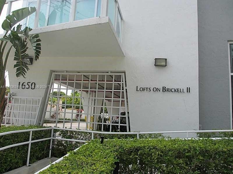 1650 Brickell Ave - Photo 2