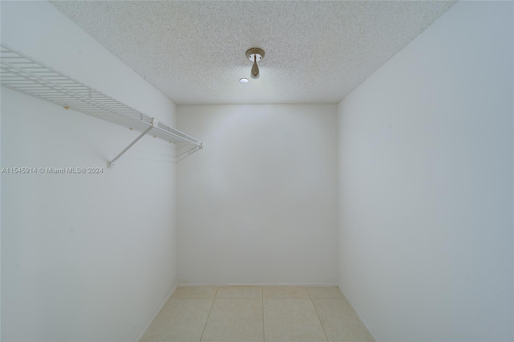 4015 W Palm Aire Dr - Photo 21