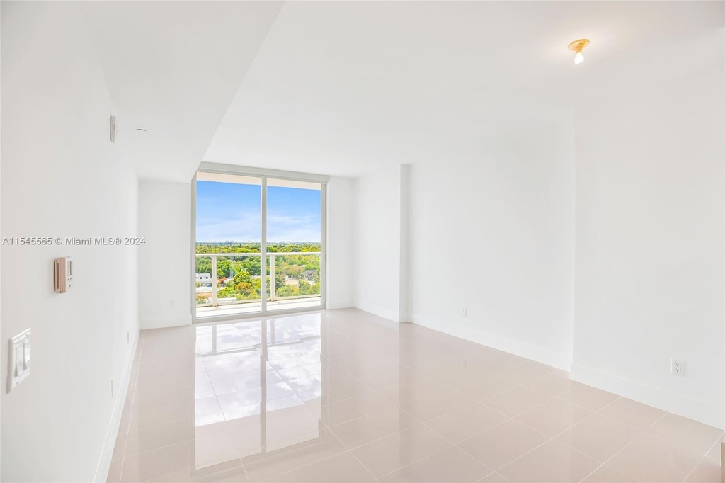 4250 Biscayne Blvd - Photo 22