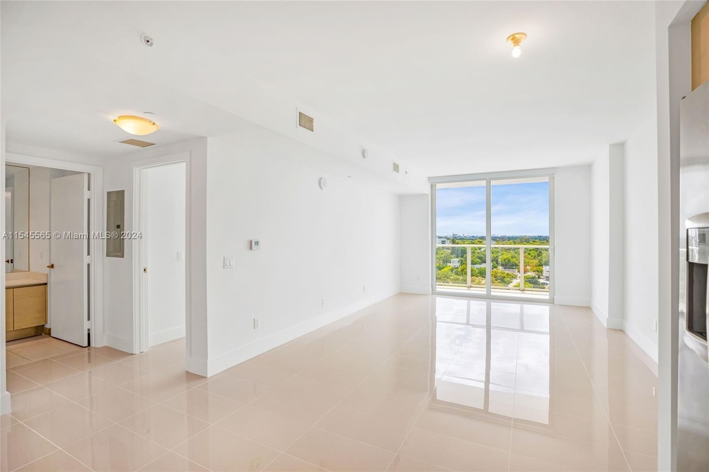 4250 Biscayne Blvd - Photo 20