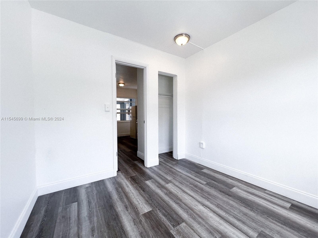 225 Ne 56th St - Photo 5