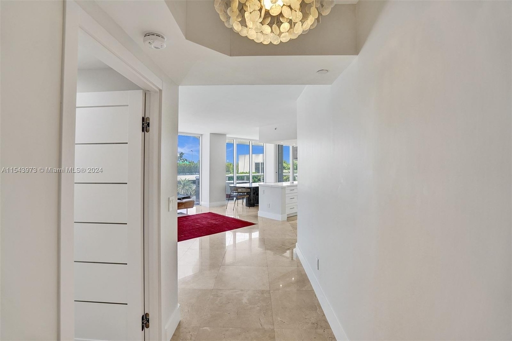 4779 Collins Ave - Photo 12