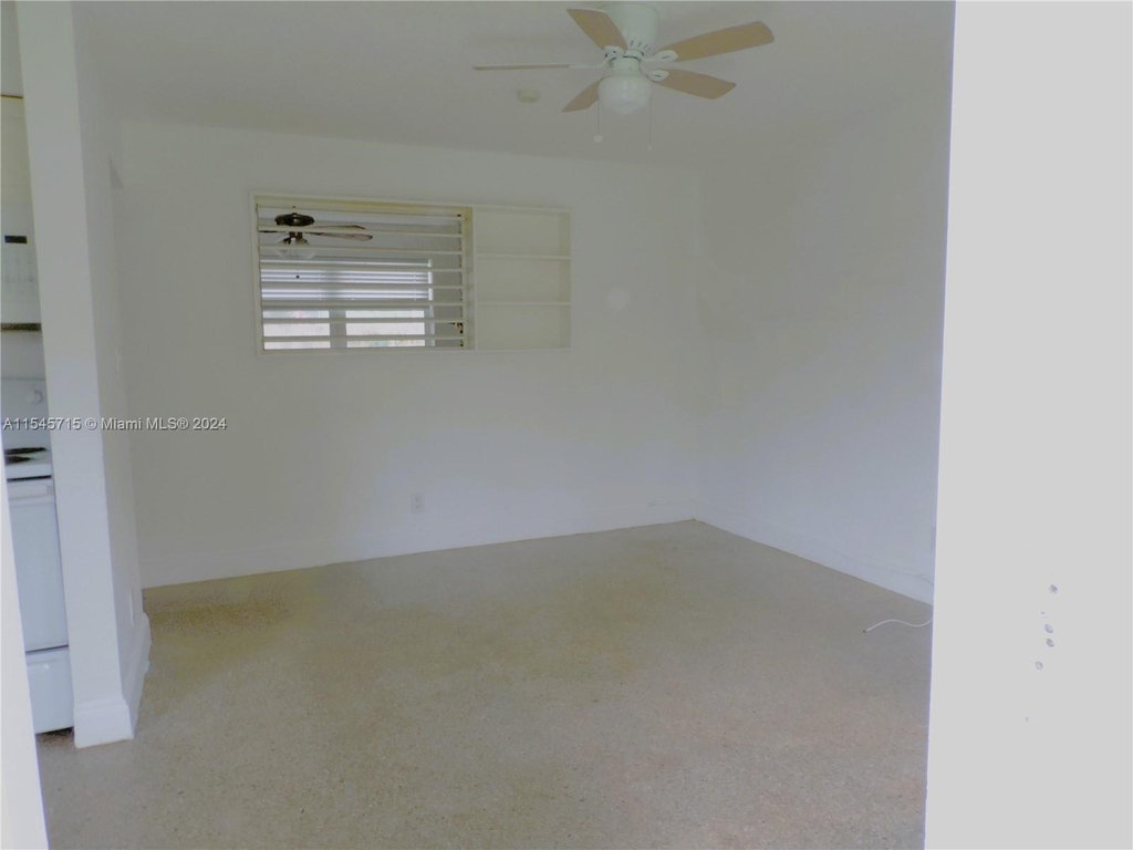 111 Sw 8 Ave - Photo 6