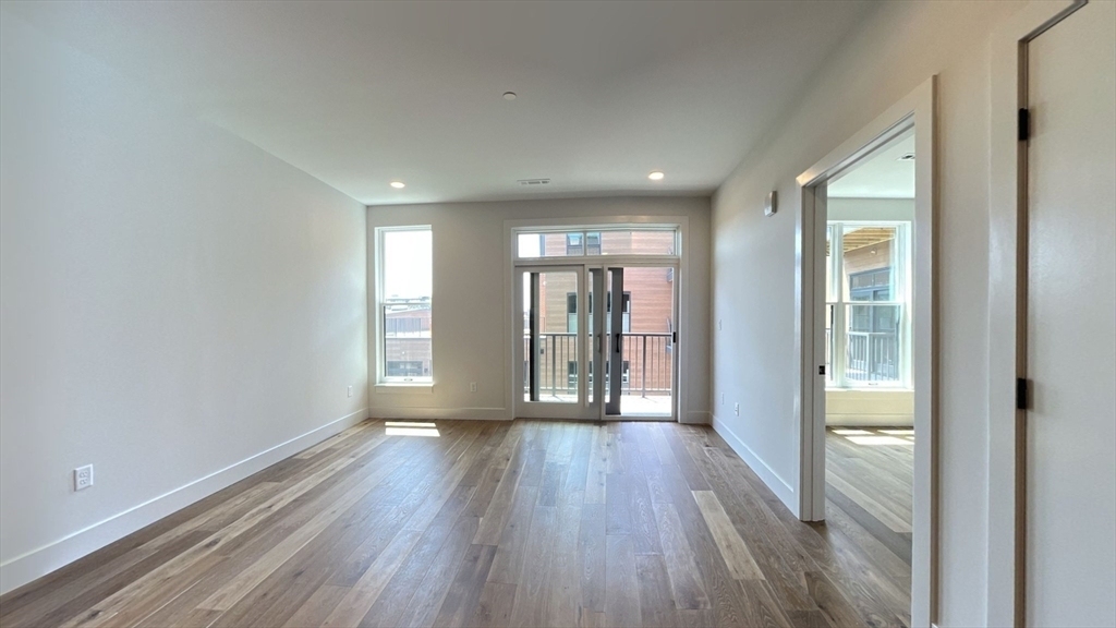 566 Columbus Ave - Photo 2