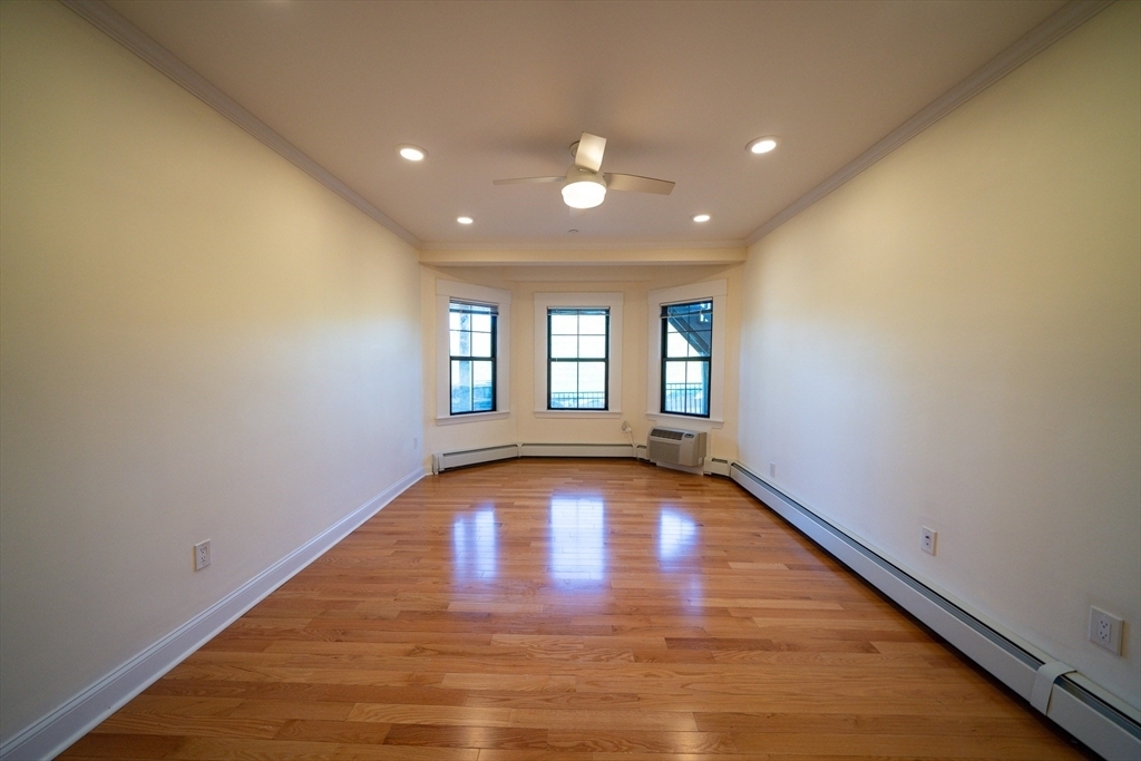 219 Commonwealth Ave - Photo 6