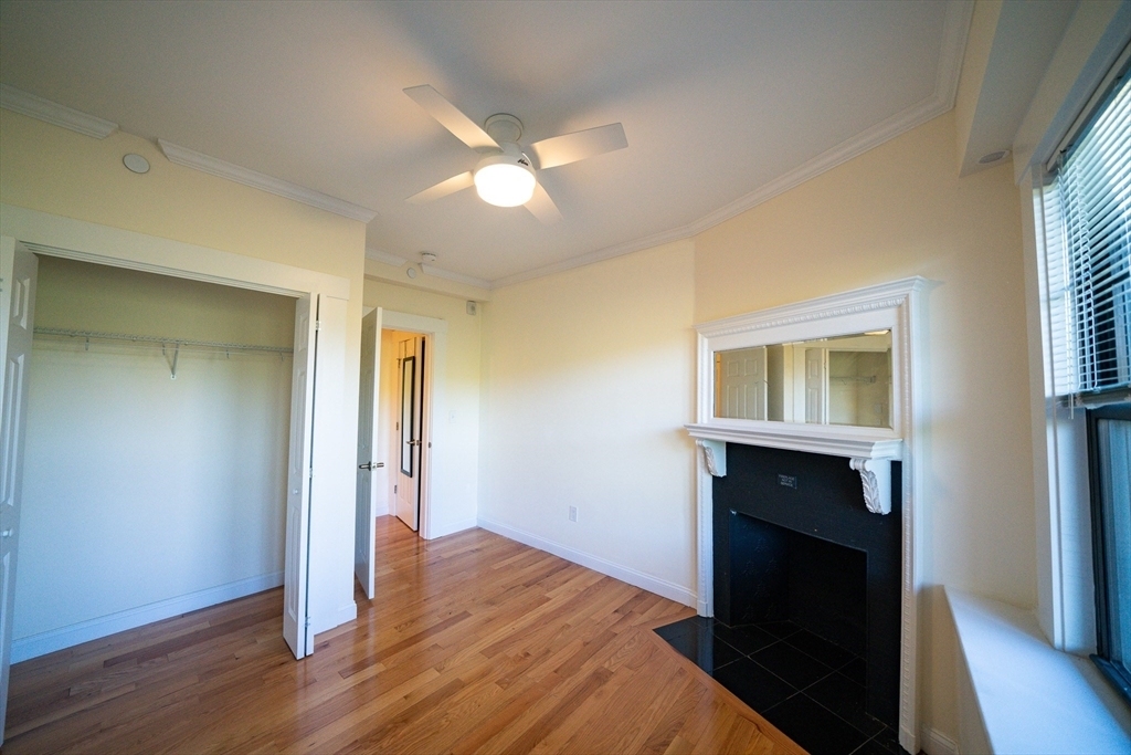 219 Commonwealth Ave - Photo 10