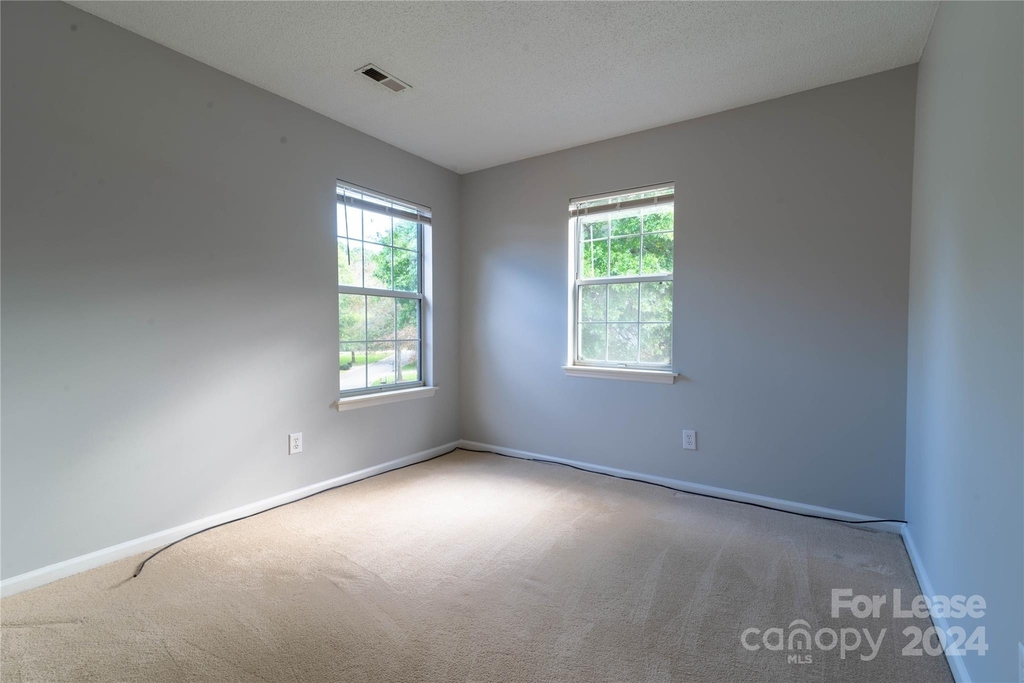 6138 Garamond Court - Photo 19