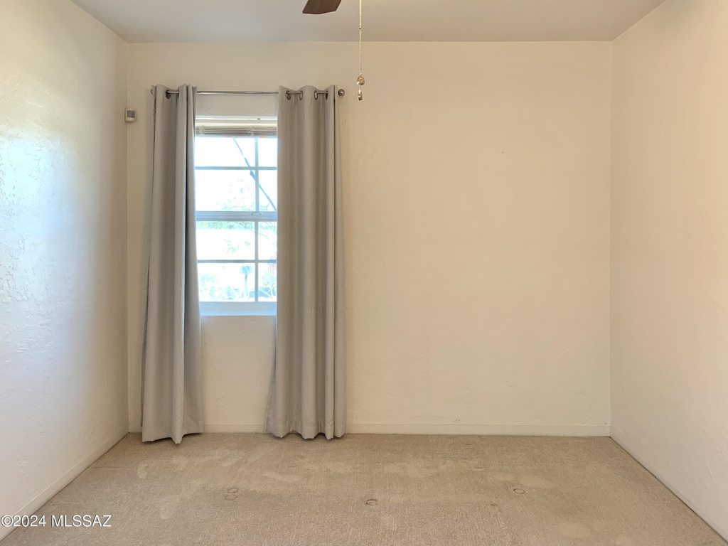 1510 E Silver Street - Photo 16