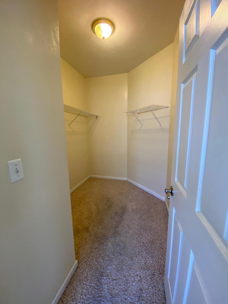 231 Waynard Way - Photo 6