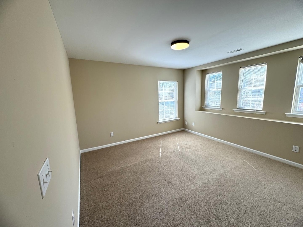 2829 Roundleaf Court - Photo 14