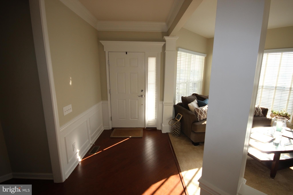 299 N Caldwell Circle - Photo 2