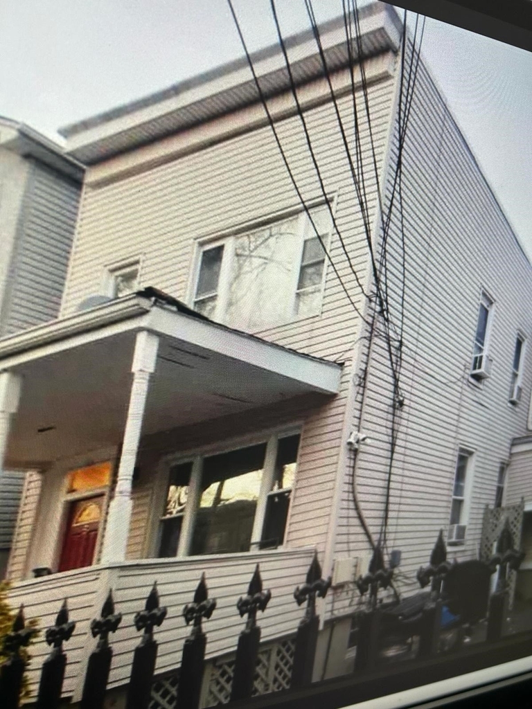 8 Waverly St - Photo 11