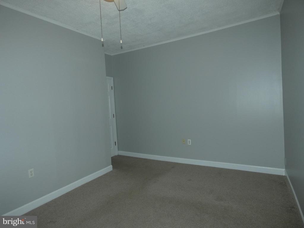 961 Bryant Ave - Photo 15