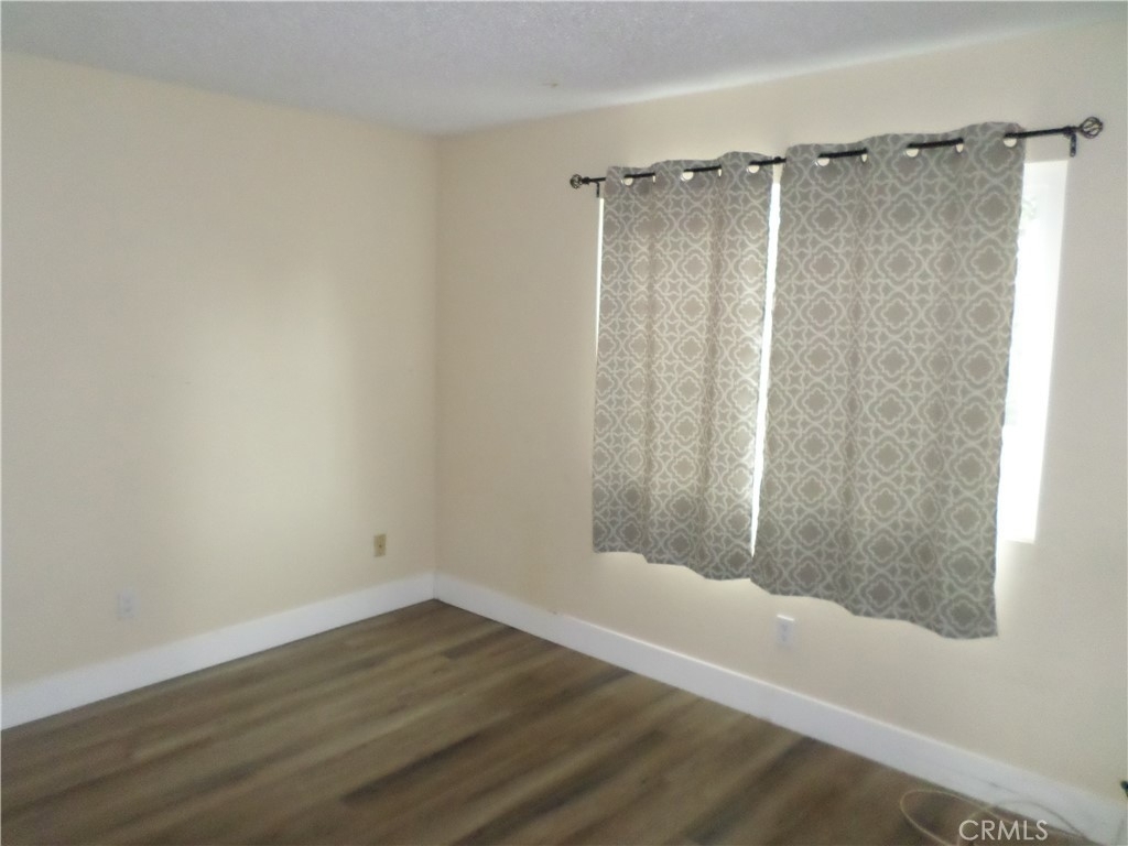 1834 Yolanda Court - Photo 3