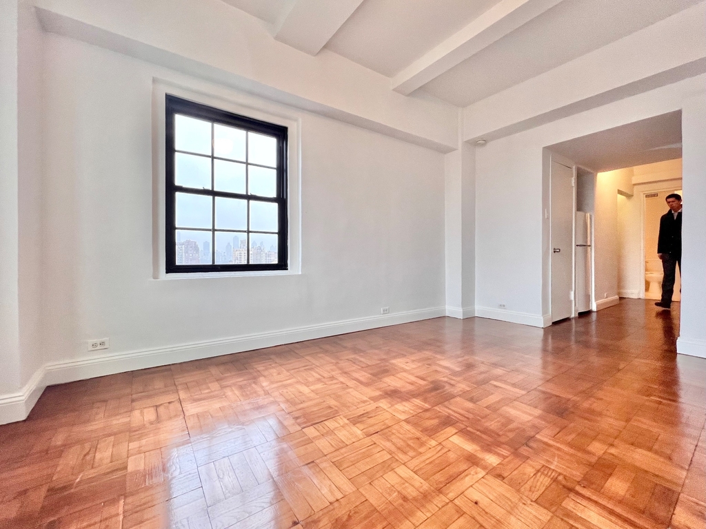 162 West 71st Street - Photo 2